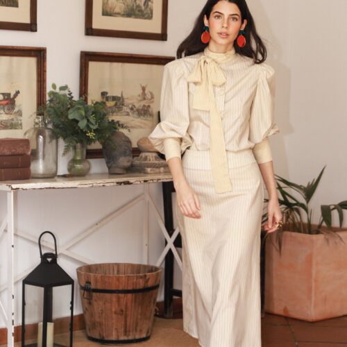Alternative view of Falda Mery-Preorder-
