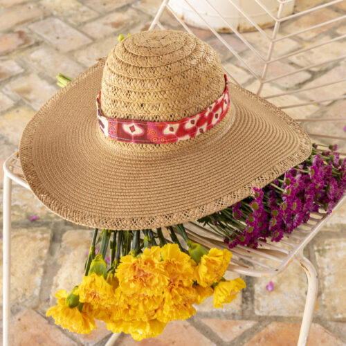 Alternative view of Set Playa (sombrero + neceser)  Isola